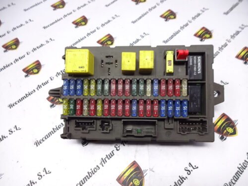 Caja de fusibles LAND ROVER DISCOVERY YQE103320 YQE 103320 518678305