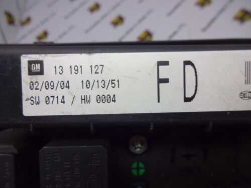 Caja de fusibles OPEL ASTRA H 13191127 FD 13191127FD 13191127 FD 13191127FD 5DK008668-12