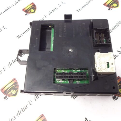 Caja de fusibles Renault 8201054128 BCM L2 CR