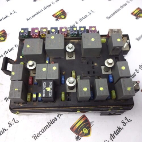 Caja de fusibles KIA SPORTAGE 919511F220 91951-1F220