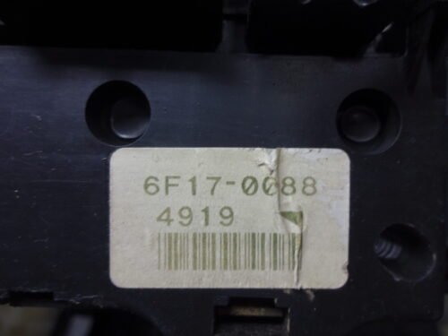 Caja de fusibles Nissan Almera 6F17-00884919 24330C9900 24330-C9900 6F17-0088