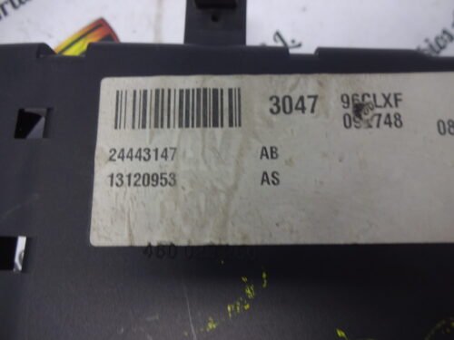 Caja de fusibles OPEL Vectra C Signum 24443147 AB 24443147AB 518777024 13120953