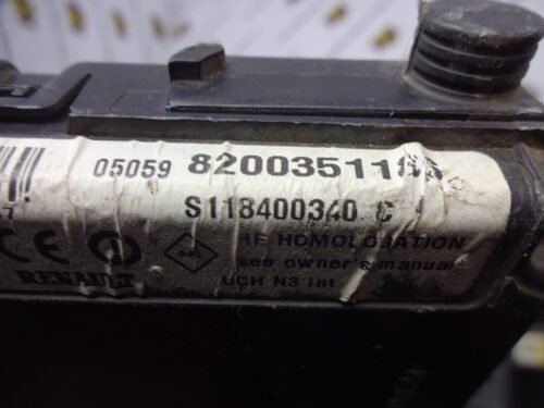 Caja de fusibles Renault Scenic 8200351186 S118400340C