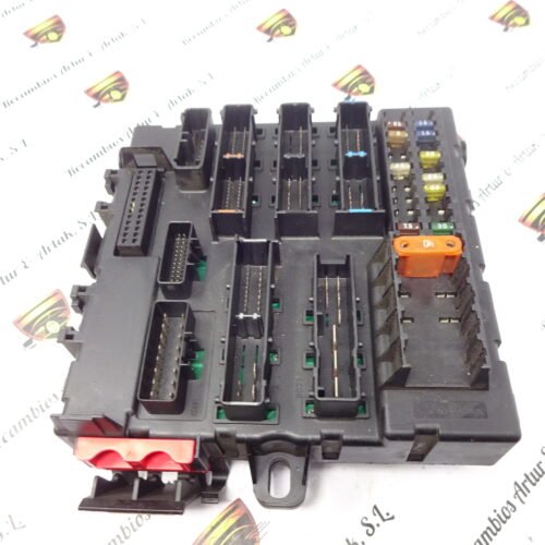 Caja de fusibles Opel Vectra 13125487 AZ 13125487AZ 519031108
