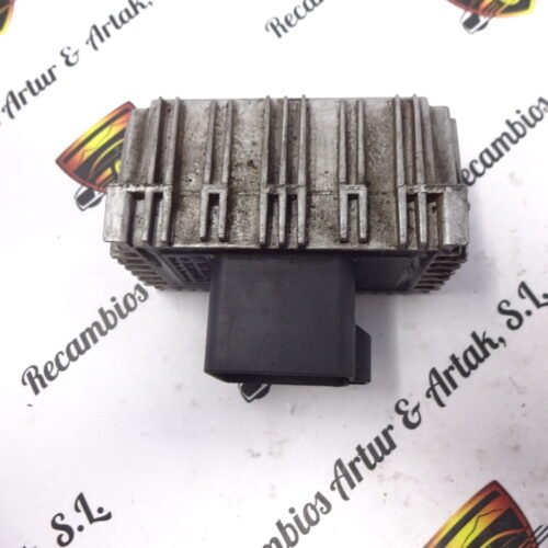 Recocido controlador Glow relé enchufe OPEL 55354141 51299018A