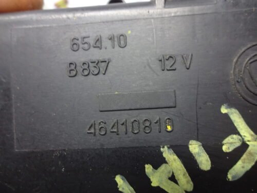 Unidad de control FIAT LANCIA 46410810 B837 654.10 12V