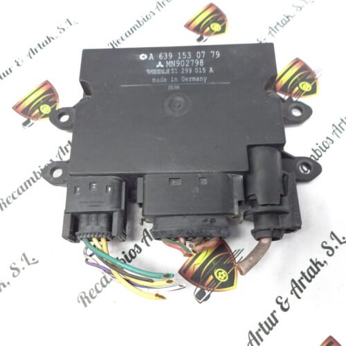 Unidad de control Smart Mitsubishi Colt A6391530779 MN902798 51299015A