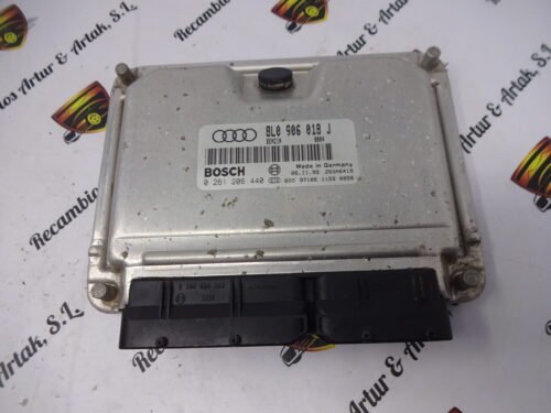 Centralita del motor AUDI TT 8N 0261206440 8L0906018J