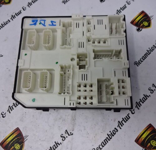 Caja de fusibles RENAULT 284B62069R-B 284B62069RB USM-2010