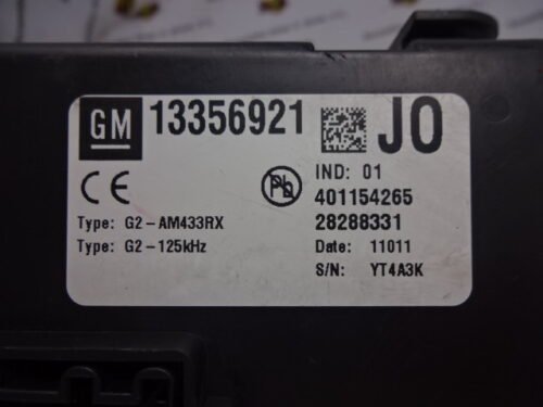 Caja de fusibles Opel Meriva 13356921 J0 13356921J0 401154265