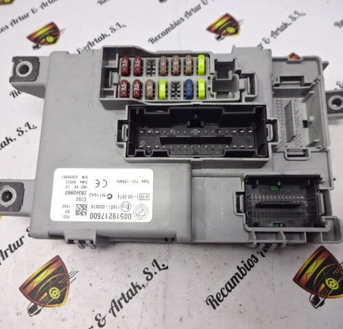 Caja de fusibles FIAT DOBLO 00519217600 28340960