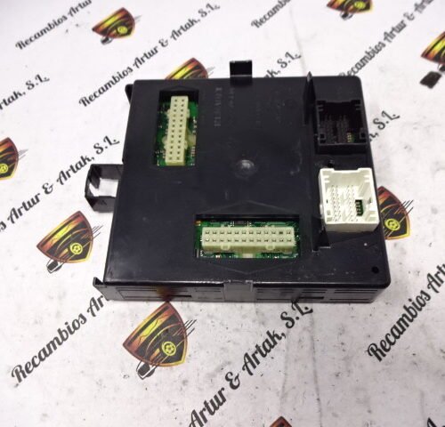 Módulo UCH Renault P8200660170 X81 2N3 8200692834 8200660170 8200371619