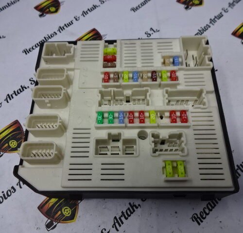 BCM Caja de fusibles Renault 284B60008RE 284B60008R-E USM BD95