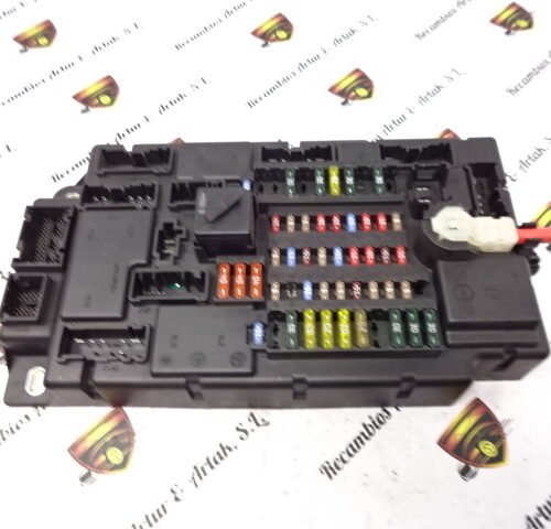 Caja de fusibles MINI 6135345523501 61.353455235-01 519398051 05573734