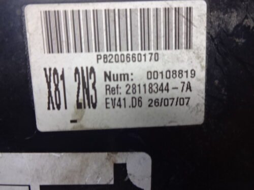 Módulo UCH Renault P8200660170 X81 2N3 8200811984 8200660170 8200371619
