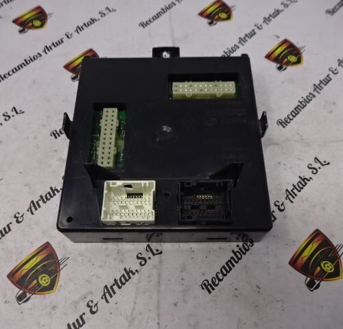 Módulo UCH Renault P8200660170 X81 2N3 8200811984 8200660170 8200371619