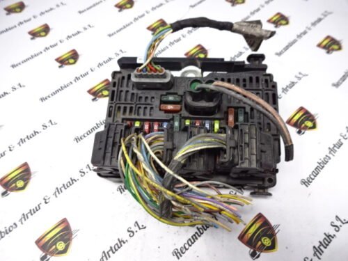 Caja de fusibles BSM Peugeot 9656086180 S118983002 I S118983002I BSM-L02-00
