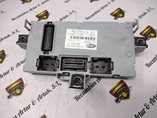 Caja de fusibles FIAT IDEA 51754987 501863800000 NBC350.71
