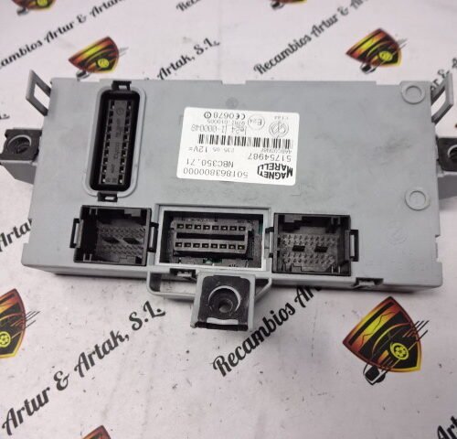 Caja de fusibles FIAT IDEA 51754987 501863800000 NBC350.71