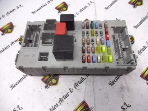 Caja de fusibles Iveco Daily 5801359632CPL 5801359632 CPL