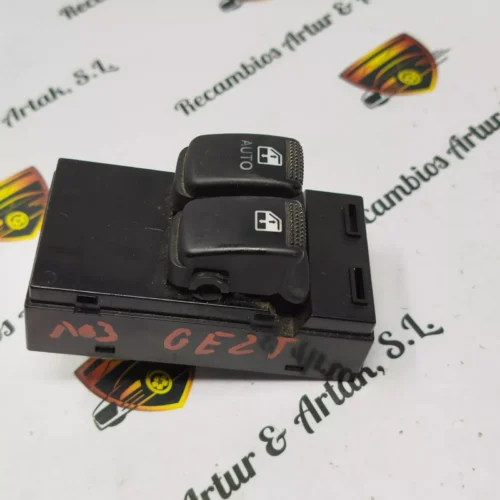 Botonera Elevalunas HYUNDAI Getz 935701C010 93570-1C010