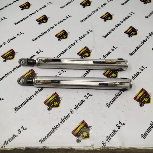 Cilindro hidráulico hidráulico para capota Peugeot 307CC 1539030F 1539-030-F