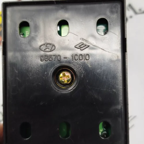 Botonera Elevalunas HYUNDAI Getz 935701C010 93570-1C010