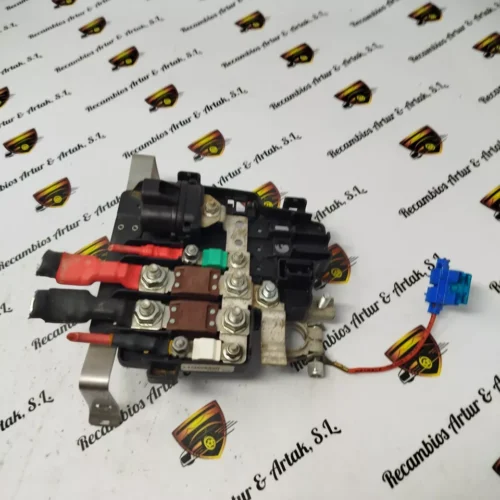 Unidad de control de la batería Renault Master 241362885R