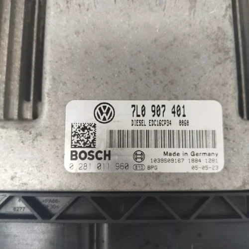 Centralita del motor VW Touareg 7L0907401 EDC16CP34 0281011960