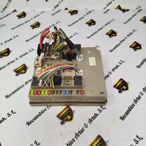 Caja de fusibles Renault Modus Clio 902663A 902 663A