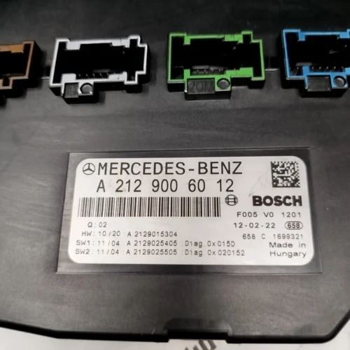 Caja de fusibles Mercedes W204 A2129006012 A2129015304 A2129025405 A212902505