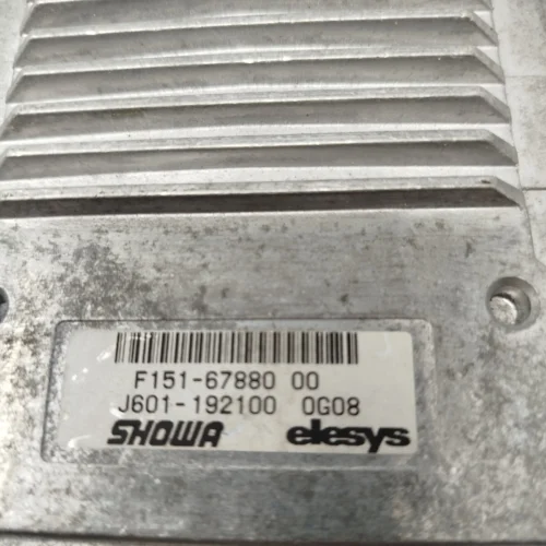 Unidad de control Mazda RX F15167880 F151-6788000 F151-67880 J601-192100 XJ60X-YE0-00