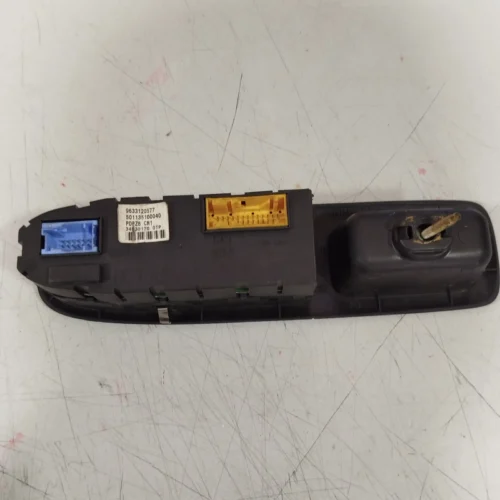 Botonera Elevalunas PEUGEOT 607 9633120577 501135100040 PDPZ8 CM1