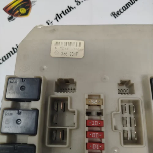 Caja de fusibles Renault Modus Clio 356231F 356 231F
