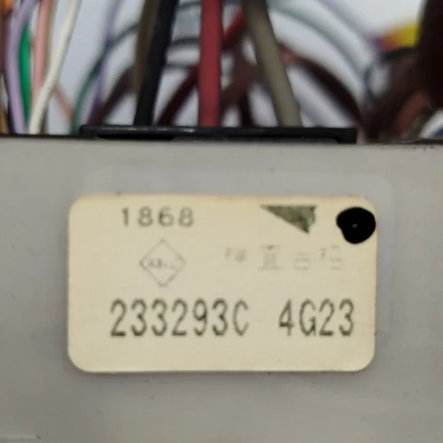 Caja de fusibles Renault Modus Clio 233293C 1868 4G23