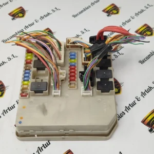 Caja de fusibles Renault Modus Clio 356231D 1074 6B02