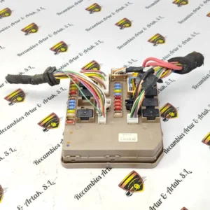 Caja de fusibles Renault Modus Clio 674660A 7G11 0286