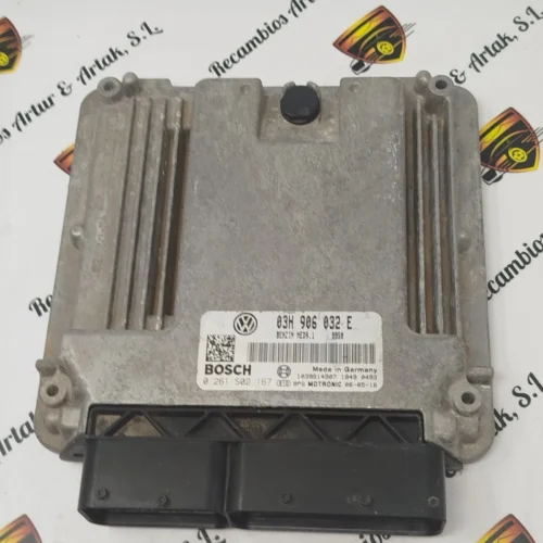Centralita del motor Volkswagen Touareg 03H906032E 0261S02167 03H 906 032 E
