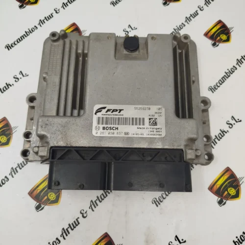 Centralita del motor FIAT Doblo 0281030837 EDC17C49 55259270