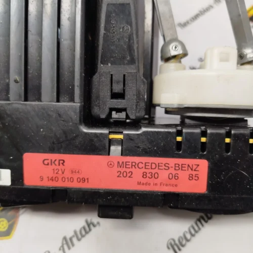 Mando e Calefaccion MERCEDES W202 CLASE C 2028300685 9140010091