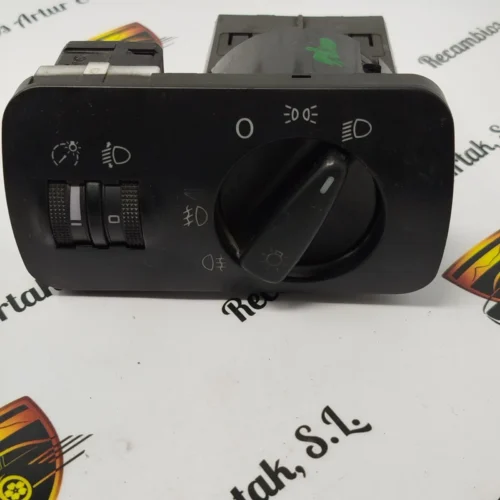 Conmutador de Niebla luces Skoda 1U0941531D 1U0 941 531D Conmutador de Niebla luces Skoda 1U0941531D 1U0 941 531D