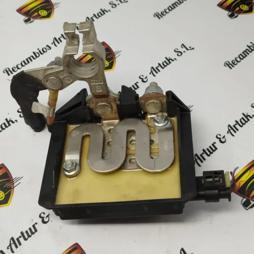 Modulo batería negativo MERCEDES-BENZ A0009061505 Q02