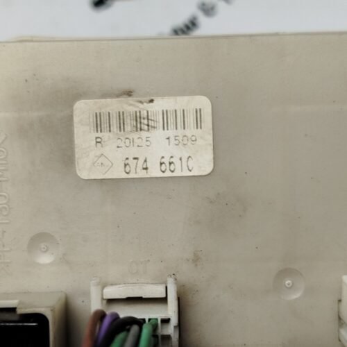 Caja de fusibles Renault Modus Clio 674661C 674 661 C