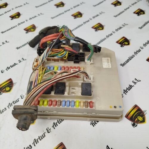 Caja de fusibles Renault Modus Clio 674661C 674 661 C