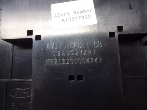 Radio Control Panel Ford B-Max AV1T18K811BB AV1T-18K811-BB A12577362
