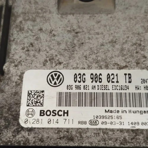 Centralita del motor SKODA Octavia 03G906021TB 0281014711