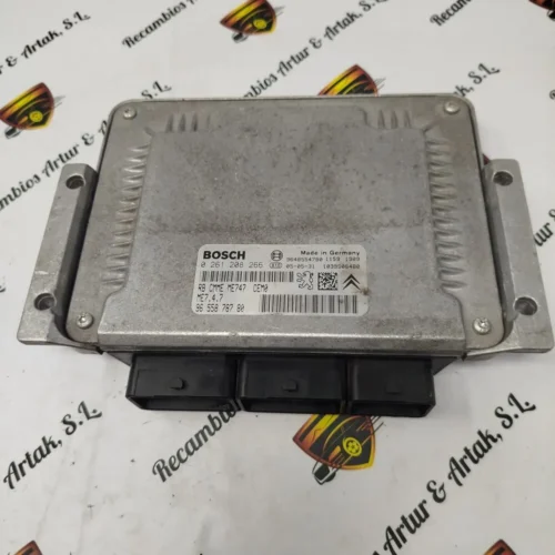 Centralita del motor Peugeot Citroen 0261208266 ME7.4.4 9655878780 9648554780