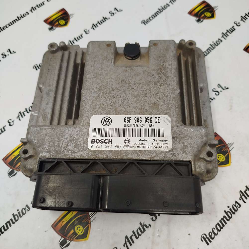 Centralita del motor VW Volkswagen Golf V 06F906056DE 0261S02097