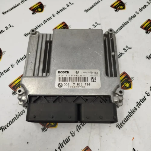 Centralita del motor BMW 0281015043 7811700 DDE7811700