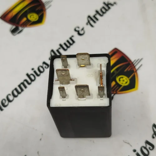 Relé AUDI VW SEAT NR.410 6N0906383A 898004000 6NO906383A